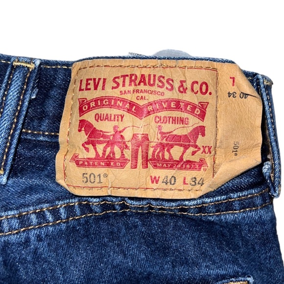 Levi’s 501 Dark Wash Button Fly Jeans Men’s Size W40 L34 - Picture 4 of 7